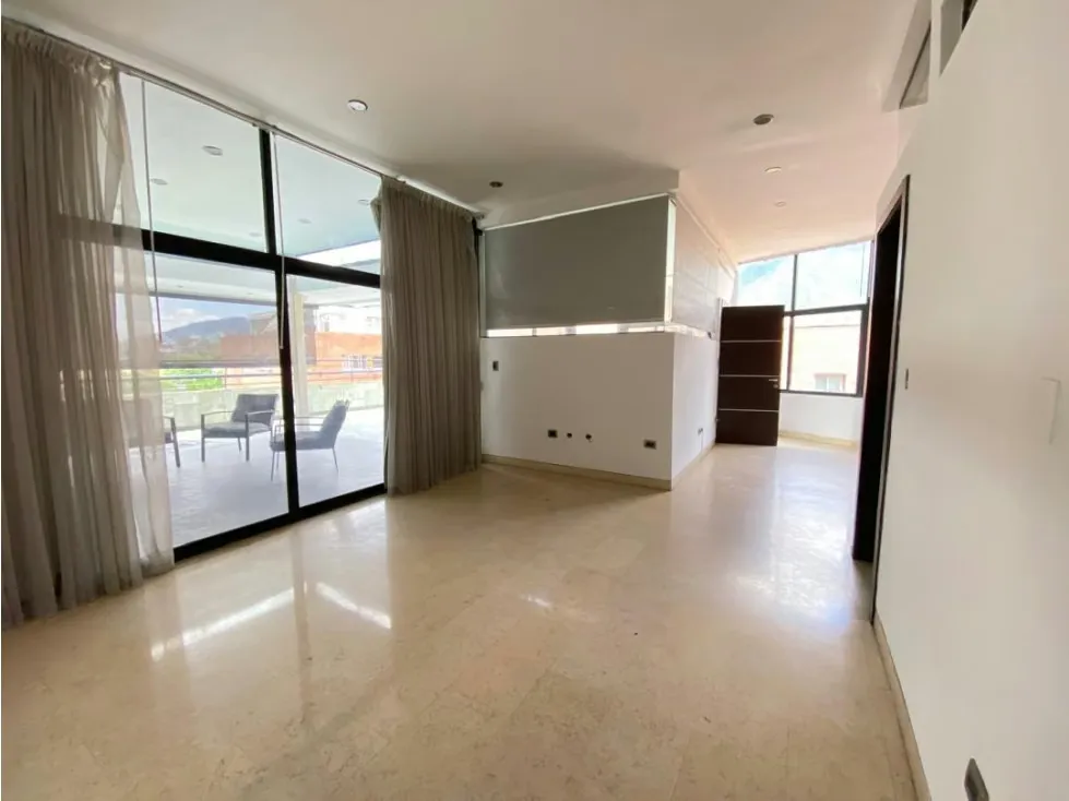 Se vende Apto 147,70m² 3h+s/2b+s/2p Campo Alegre - 14