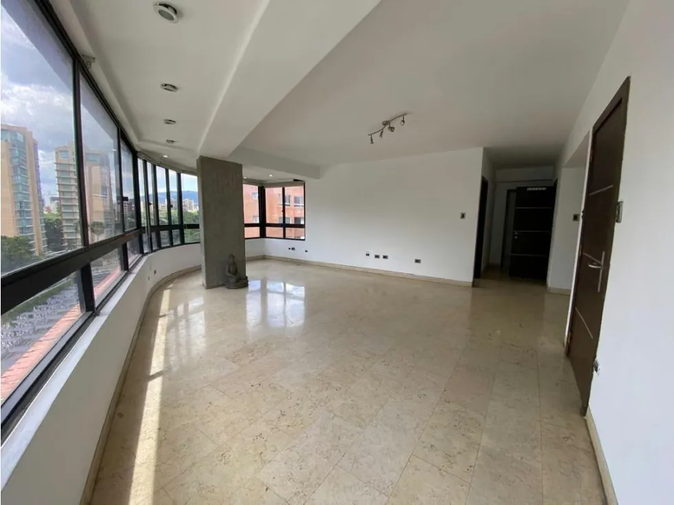 Se vende Apto 147,70m² 3h+s/2b+s/2p Campo Alegre - 3