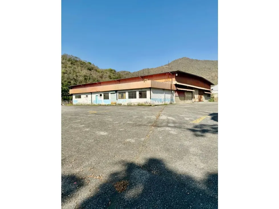 Se vende galpón 2.000m2 Guarenas - 9