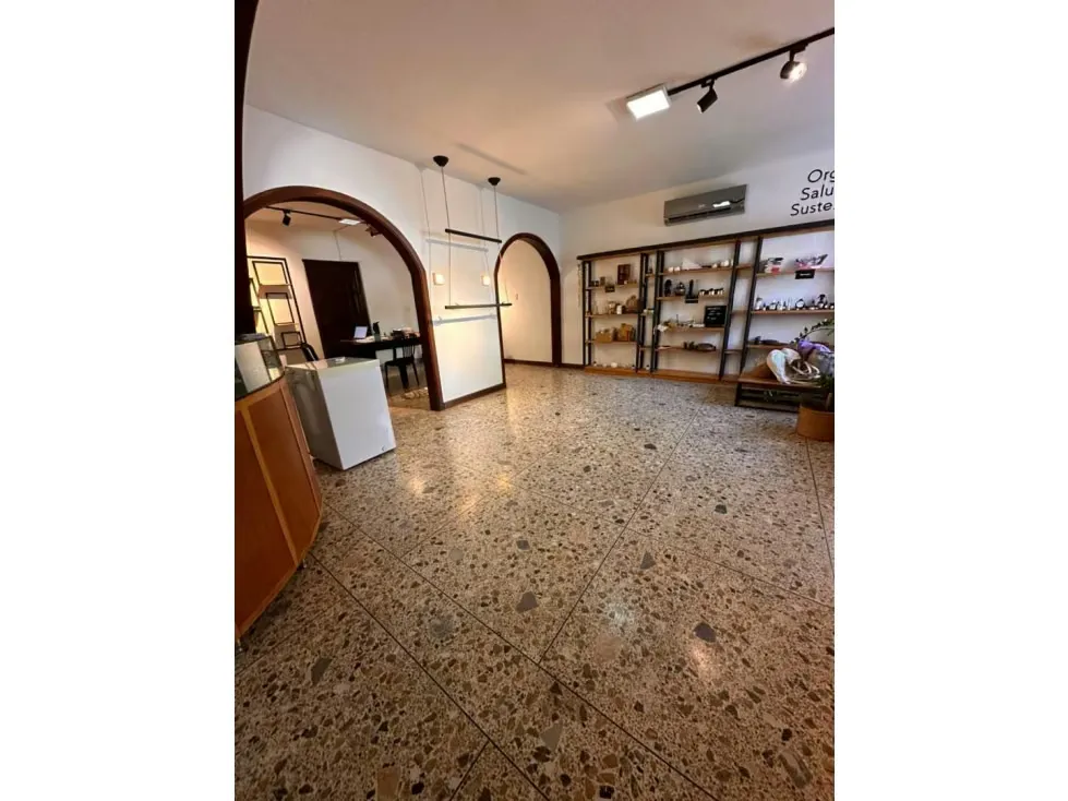 Casa Comercial en venta Urb La Viña - 3