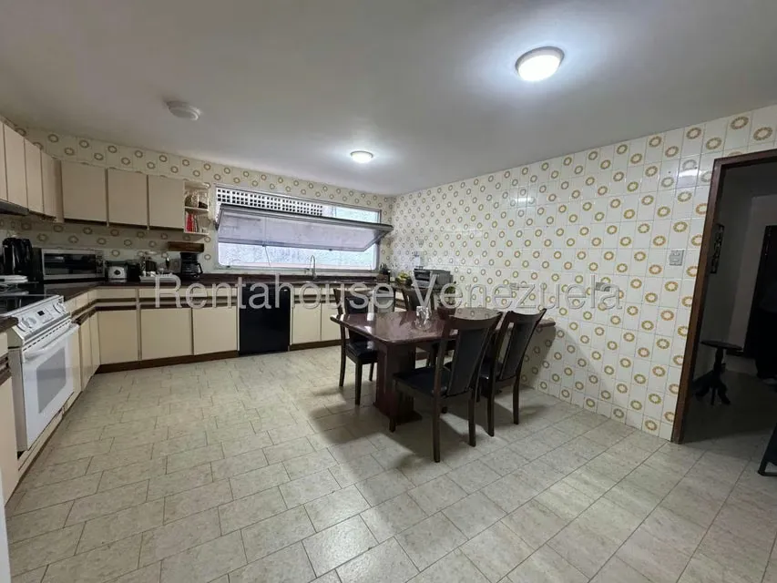 Casa (Multipes Niveles) en Venta en Prados del Este, Distrito Metropolitano - 14