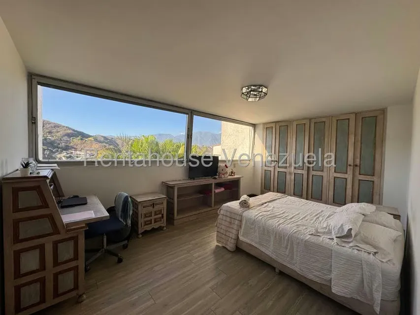 Casa (Multipes Niveles) en Venta en Prados del Este, Distrito Metropolitano - 49