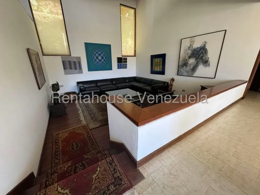 Casa (Multipes Niveles) en Venta en Prados del Este, Distrito Metropolitano - 5