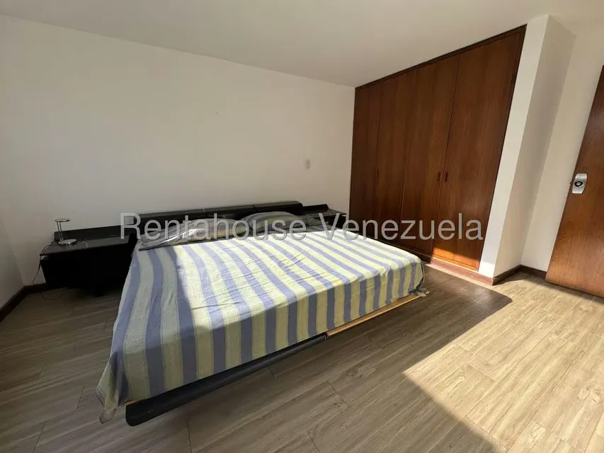 Casa (Multipes Niveles) en Venta en Prados del Este, Distrito Metropolitano - 52