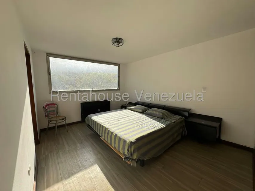 Casa (Multipes Niveles) en Venta en Prados del Este, Distrito Metropolitano - 53