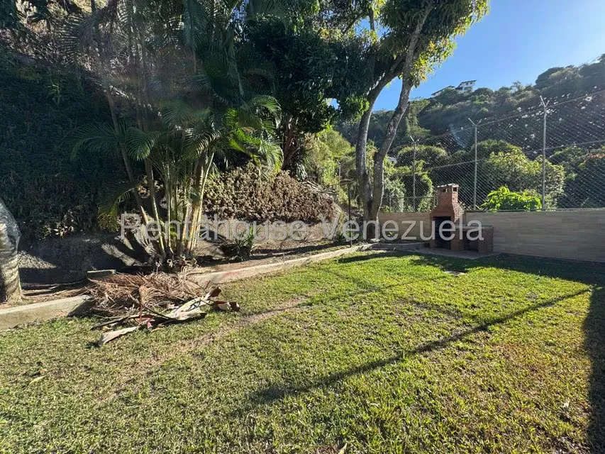 Casa (Multipes Niveles) en Venta en Prados del Este, Distrito Metropolitano - 61