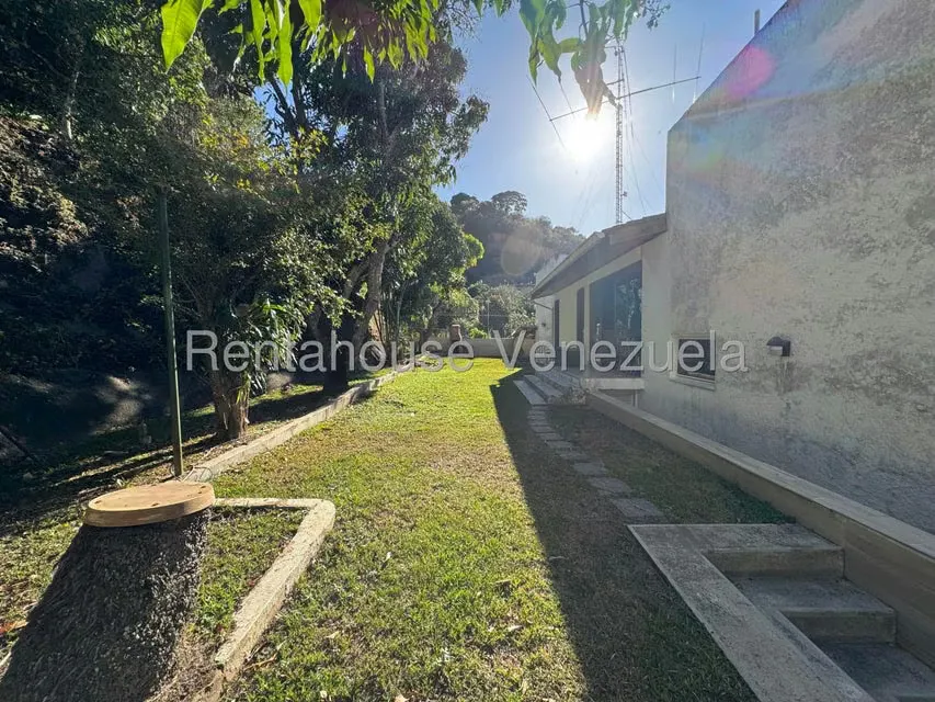 Casa (Multipes Niveles) en Venta en Prados del Este, Distrito Metropolitano - 66