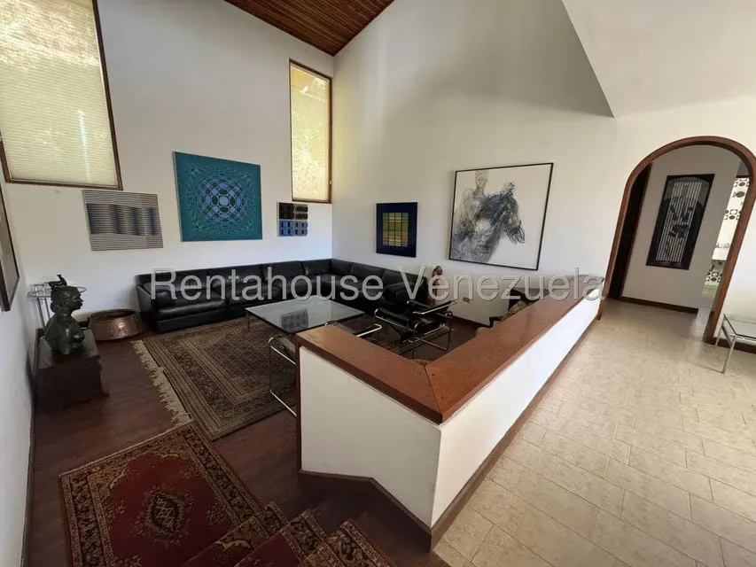 Casa (Multipes Niveles) en Venta en Prados del Este, Distrito Metropolitano - 7