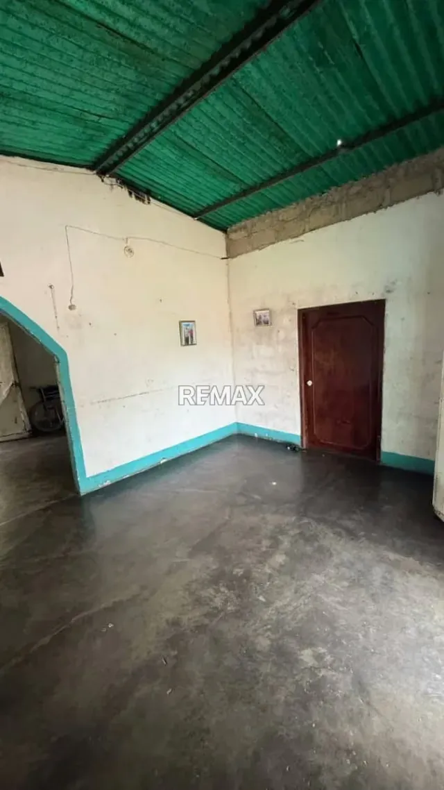 Venta de Casa de Campo con Terreno* *Ubicada* en La vía principal de Piedra de Moler en Las Mesas Mcpio Antonio Rómulo Costa. - 6