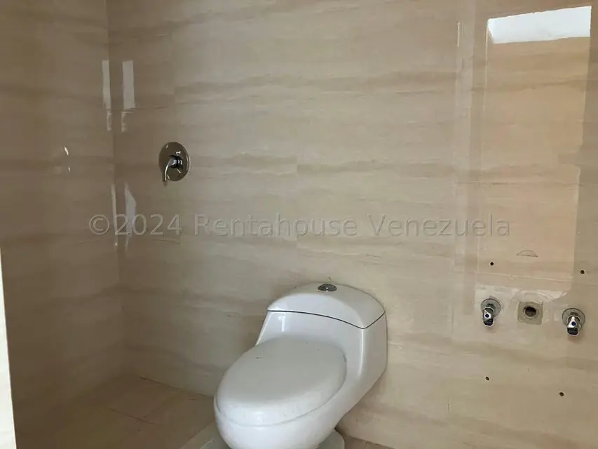 Apartamento (1 Nivel) en Venta en Agua Sal, Miranda - 9