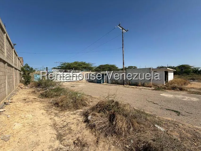 Terreno (Residencial) en Venta en Ali Primera, Falcon - 2