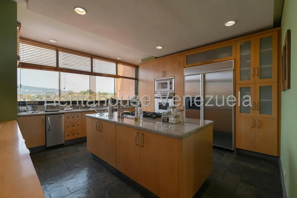 Apartamento (Penthouse) en Venta en Colinas de Valle Arriba, Distrito Metropolitano - 11