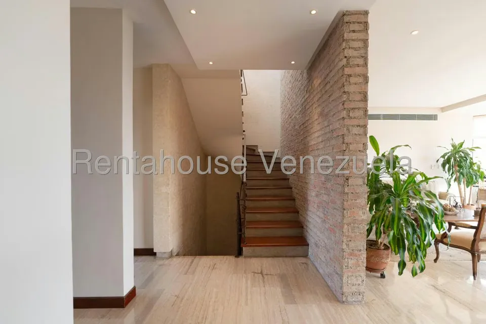 Apartamento (Penthouse) en Venta en Colinas de Valle Arriba, Distrito Metropolitano - 18
