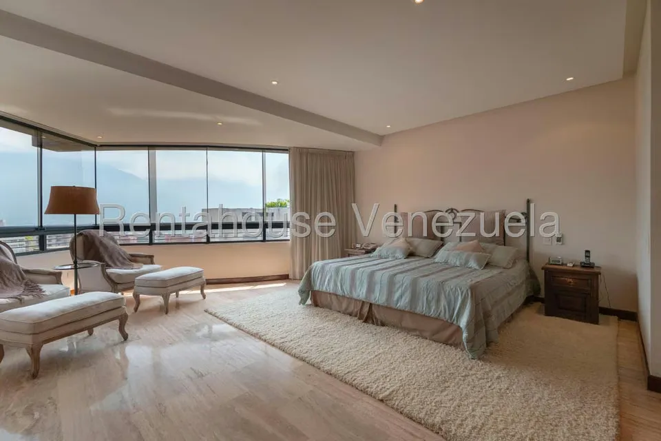 Apartamento (Penthouse) en Venta en Colinas de Valle Arriba, Distrito Metropolitano - 22