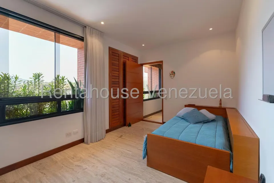 Apartamento (Penthouse) en Venta en Colinas de Valle Arriba, Distrito Metropolitano - 39