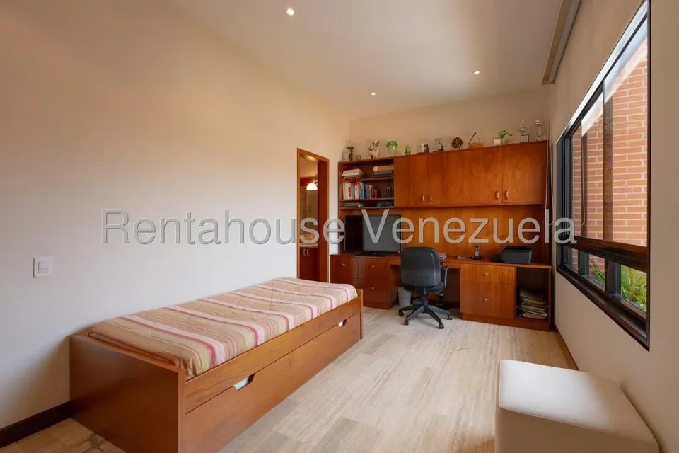 Apartamento (Penthouse) en Venta en Colinas de Valle Arriba, Distrito Metropolitano - 49