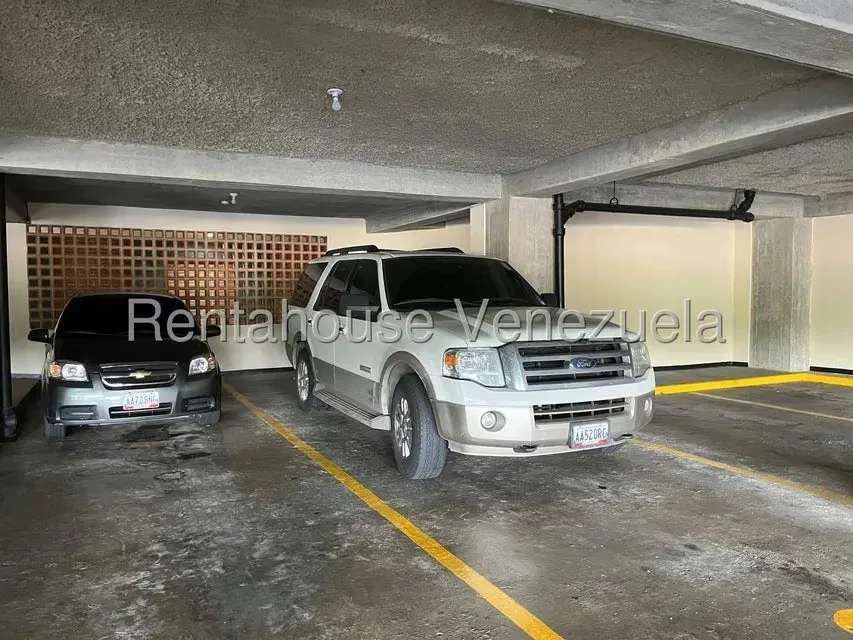 Apartamento (Penthouse) en Venta en Colinas de Valle Arriba, Distrito Metropolitano - 69