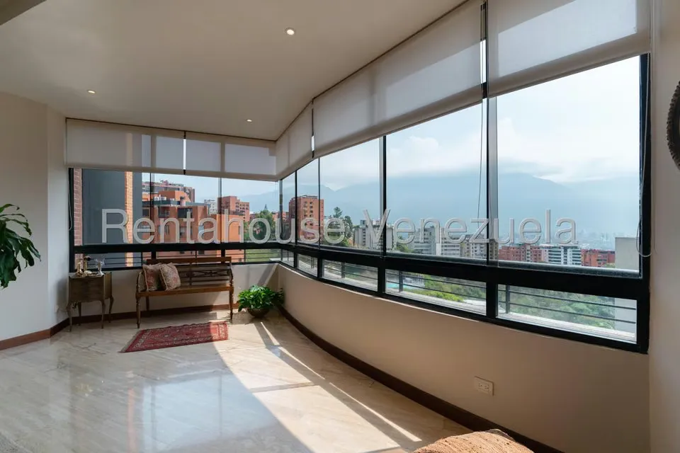 Apartamento (Penthouse) en Venta en Colinas de Valle Arriba, Distrito Metropolitano - 9