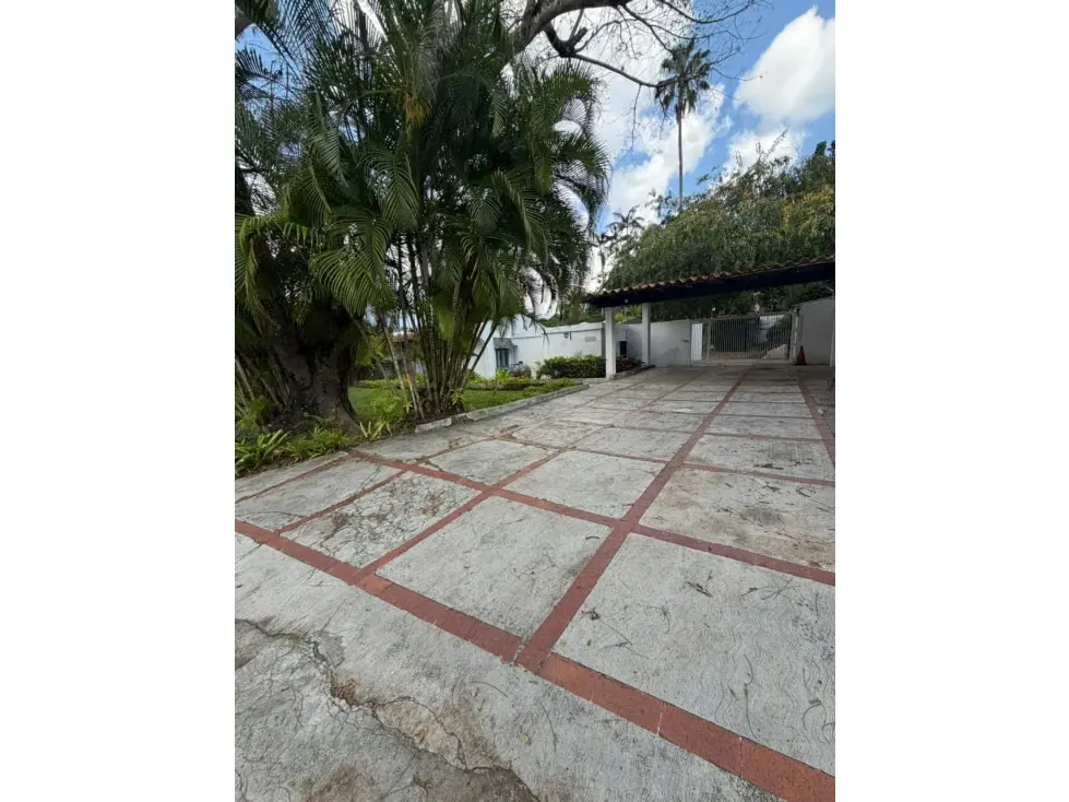 Vendo casa 500m2 Cerro Verde 7544 - 2