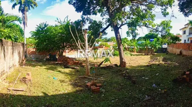 Terreno Residencial en Venta en Lomas del Este Calle Cerrada