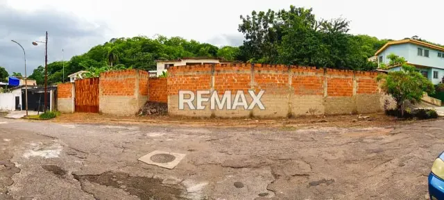 Terreno Residencial en Venta en Lomas del Este Calle Cerrada - 4