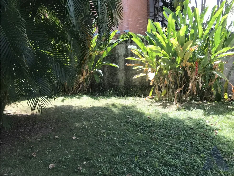 Se vende casa 350m2 Altamira 3625 - 7