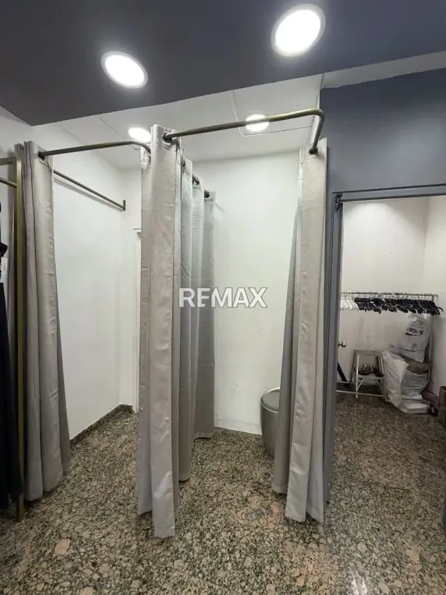 LOCAL COMERCIAL C.C. SANTA FE 30 MTS ALQUILER - 11