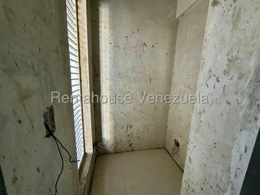 Apartamento (1 Nivel) en Alquiler en Del Este, Lara - 21