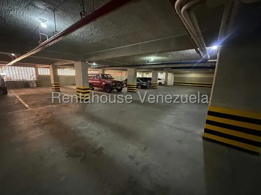 Apartamento (1 Nivel) en Alquiler en Del Este, Lara - 38