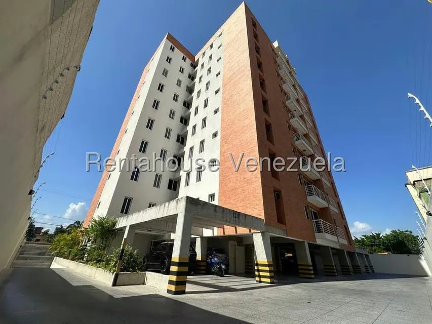 Apartamento (1 Nivel) en Alquiler en Del Este, Lara - 41