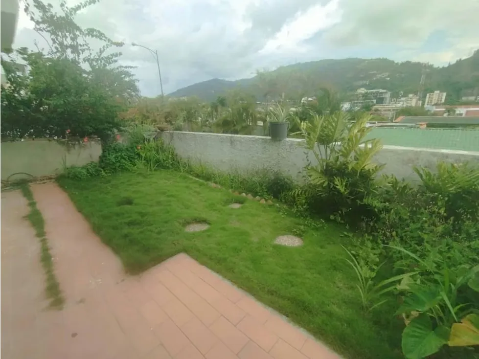 Vendo casa 300m2 4h/4b/2p La Trinidad 8318 - 19
