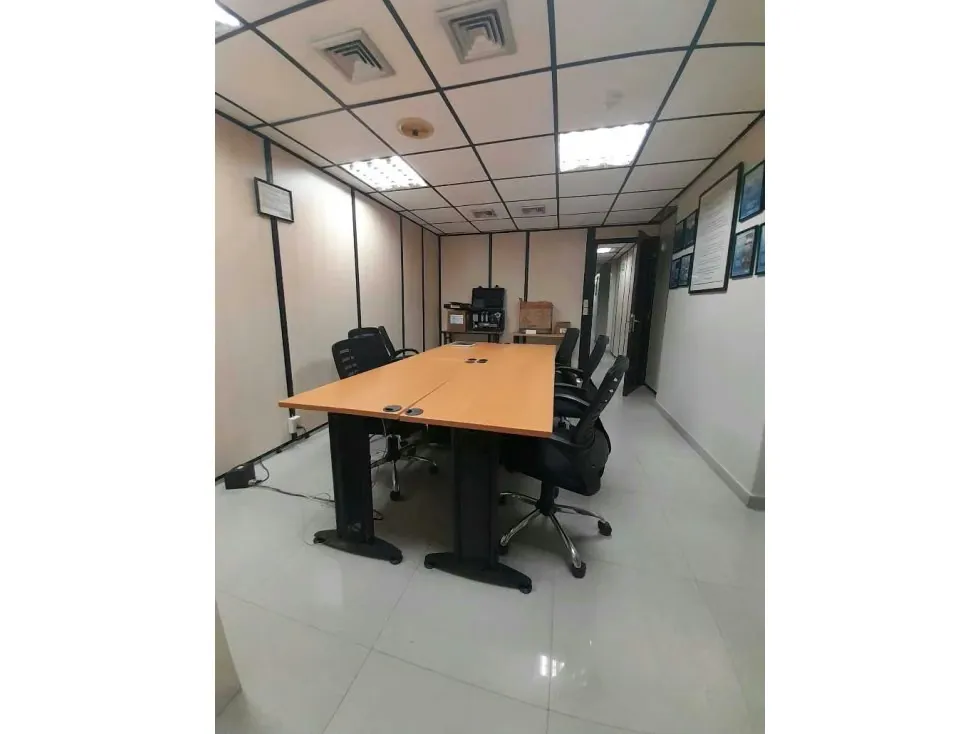 Vendo oficina 384m2 El Recreo 9367 - 21