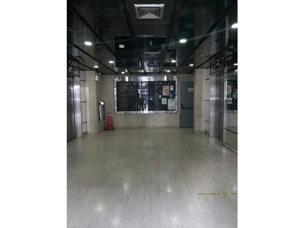 Vendo oficina 384m2 El Recreo 9367 - 5