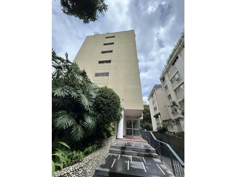 Se alquila apartamento 165m2 Los Palos Grandes 8730