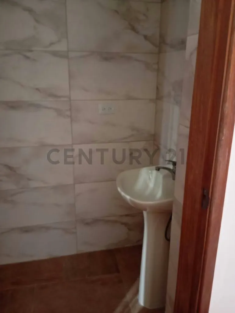 Inmobiliaria global Margarita ofrece para la Venta TH, en el valle - 26