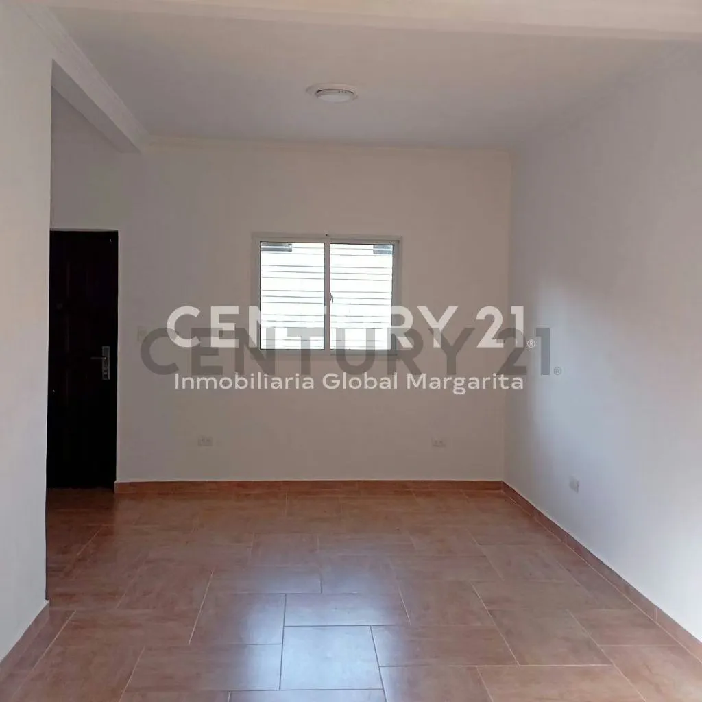 Inmobiliaria global Margarita ofrece para la Venta TH, en el valle - 9