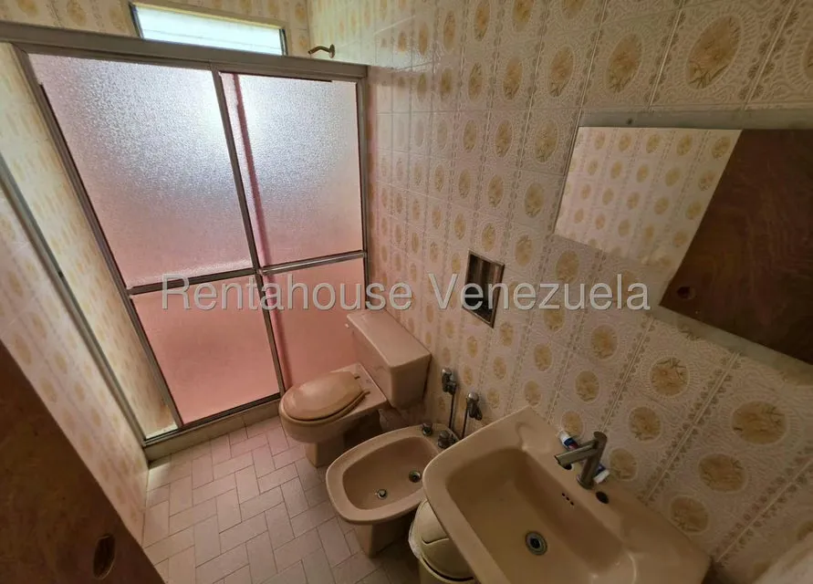 Casa (Multipes Niveles) en Venta en Macaracuay, Distrito Metropolitano - 12