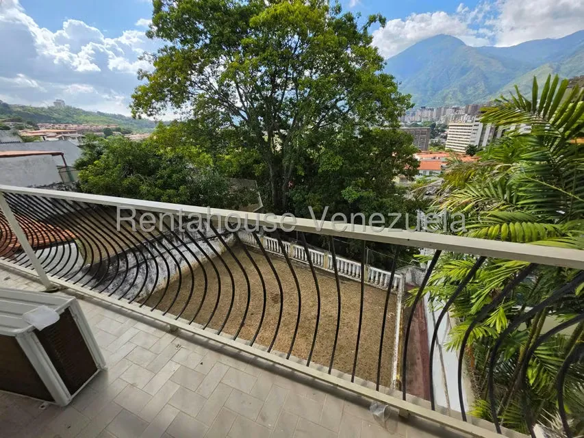 Casa (Multipes Niveles) en Venta en Macaracuay, Distrito Metropolitano - 16