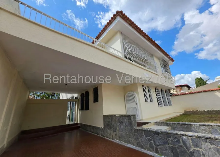 Casa (Multipes Niveles) en Venta en Macaracuay, Distrito Metropolitano - 3