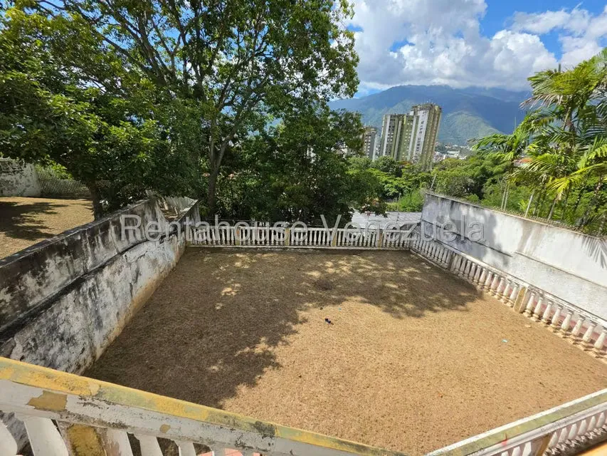 Casa (Multipes Niveles) en Venta en Macaracuay, Distrito Metropolitano - 39