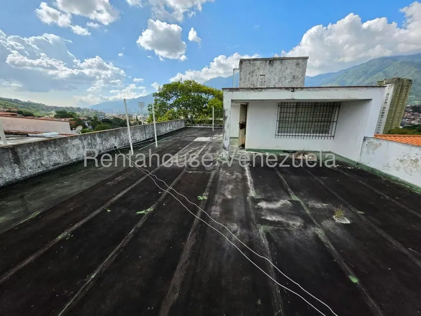 Casa (Multipes Niveles) en Venta en Macaracuay, Distrito Metropolitano - 40