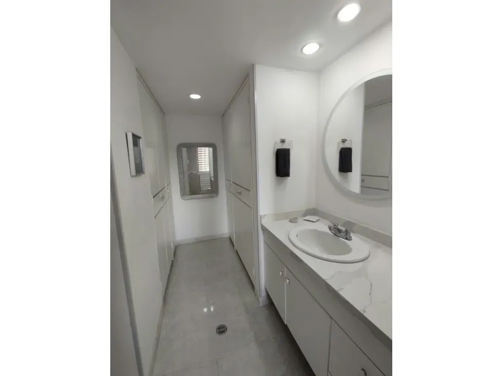 Vendo apartamento 196m2 Los Naranjos 0858 - 12