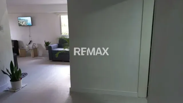SE VENDE APARTAMENTO EN CLNAS DE SANTA MONICA - 4