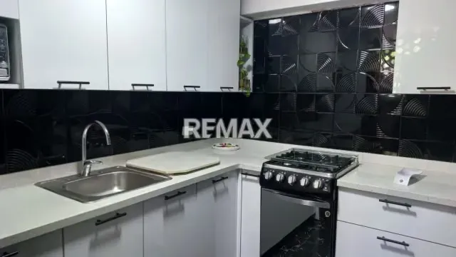 SE VENDE APARTAMENTO EN CLNAS DE SANTA MONICA - 10