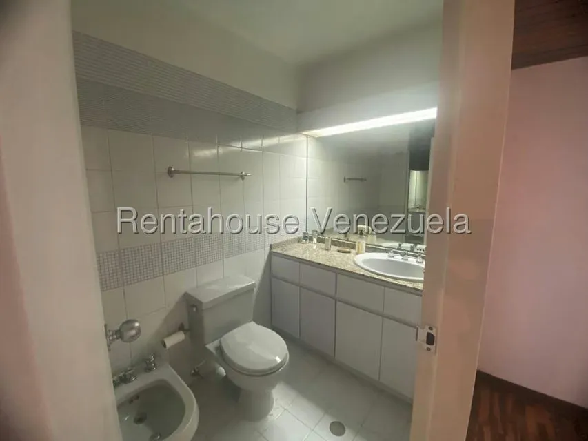 Apartamento (1 Nivel) en Venta en Los Samanes, Distrito Metropolitano - 16