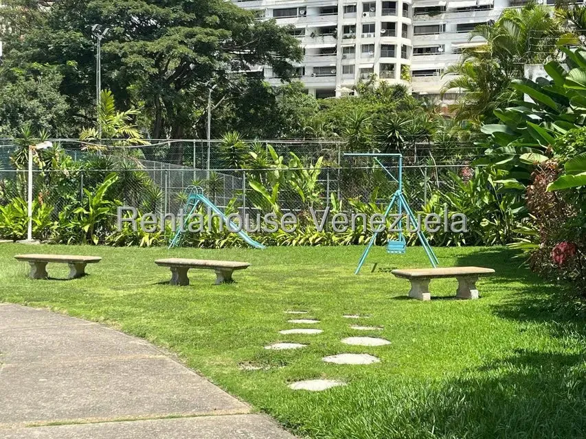 Apartamento (1 Nivel) en Venta en Los Samanes, Distrito Metropolitano - 20
