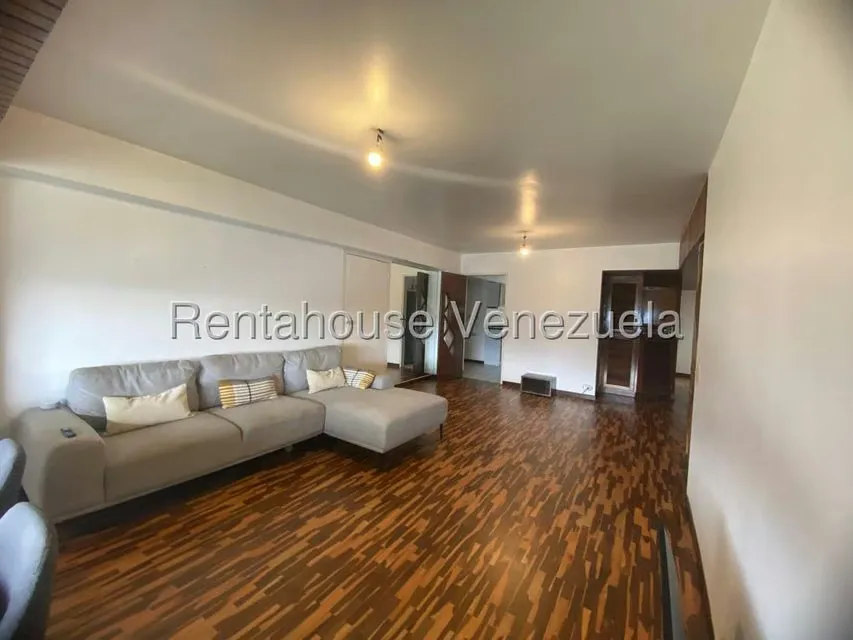 Apartamento (1 Nivel) en Venta en Los Samanes, Distrito Metropolitano - 4