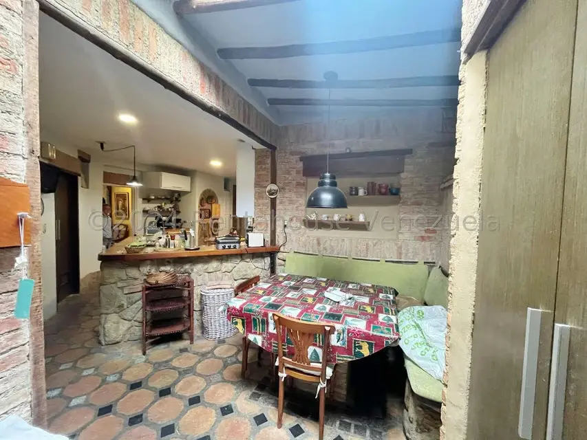 Casa (Multipes Niveles) en Venta en Oripoto, Distrito Metropolitano - 12