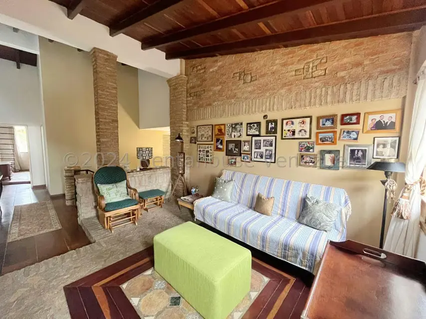 Casa (Multipes Niveles) en Venta en Oripoto, Distrito Metropolitano - 25