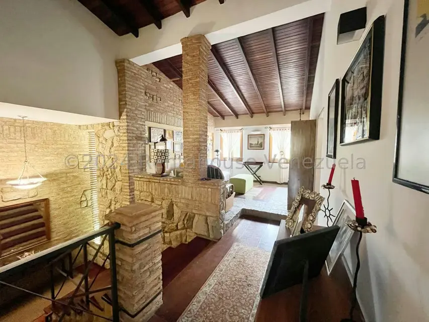 Casa (Multipes Niveles) en Venta en Oripoto, Distrito Metropolitano - 27